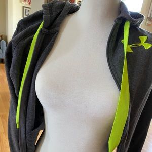 Under armor sweatshirt